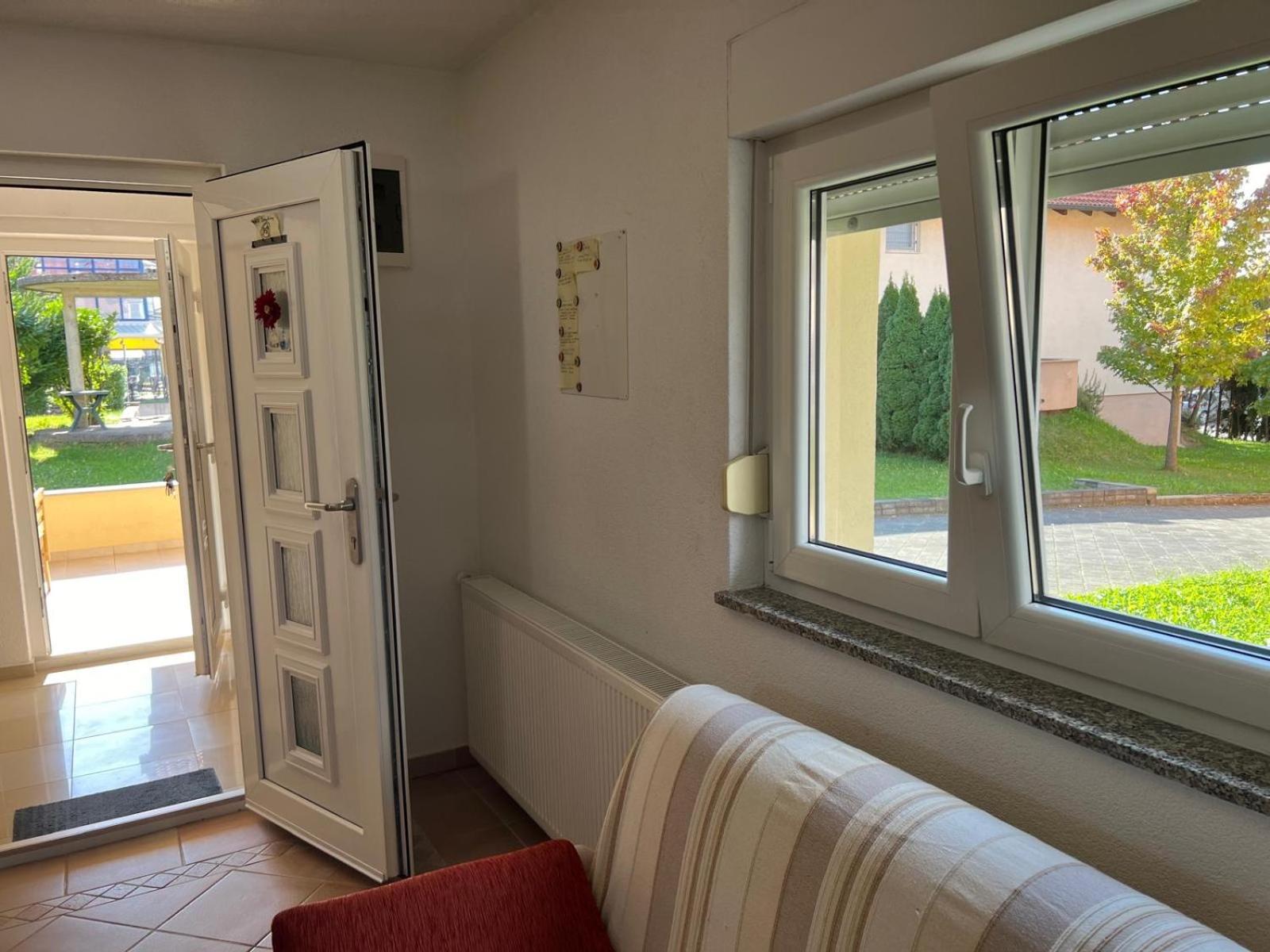 Minihaus In Zagreb Apartment Sesvete Ngoại thất bức ảnh